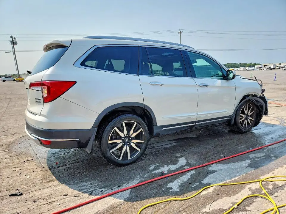 2019 HONDA PILOT TOURING  