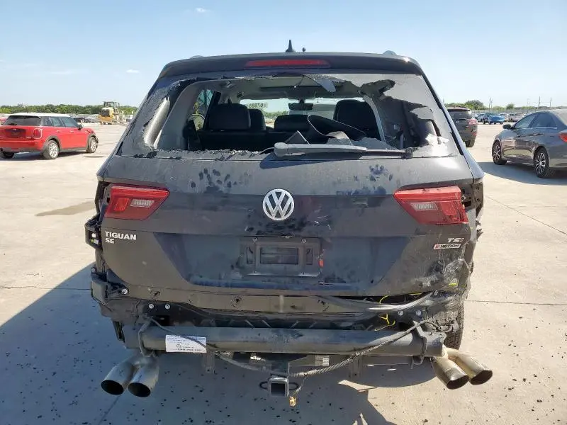 2018 VOLKSWAGEN TIGUAN SE  