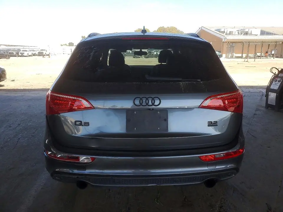 2012 AUDI Q5 PRESTIGE  