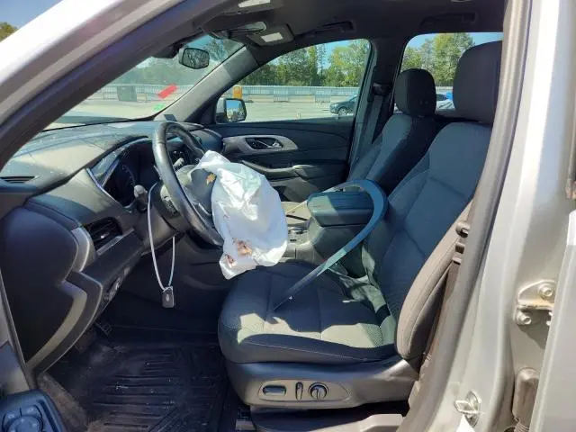 2022 CHEVROLET TRAVERSE LT  