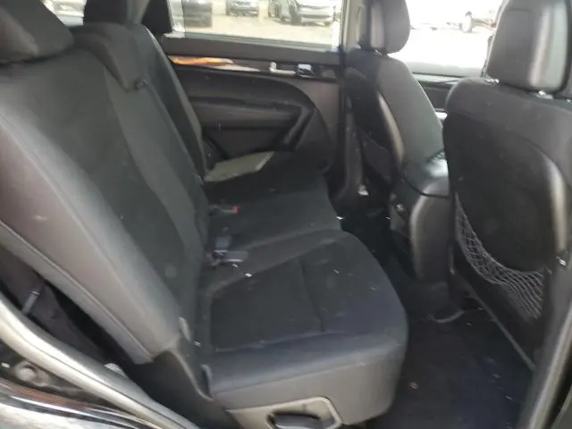 2015 KIA SORENTO LX  