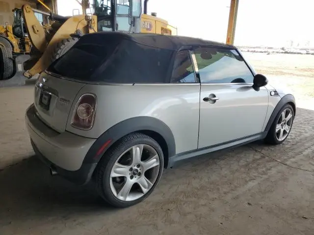 2011 MINI COOPER   