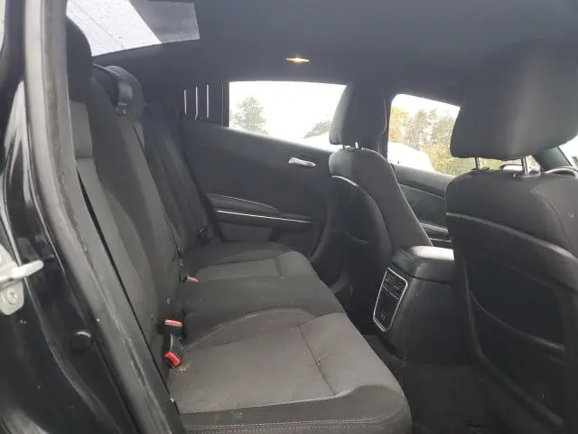 2015 DODGE CHARGER SE  