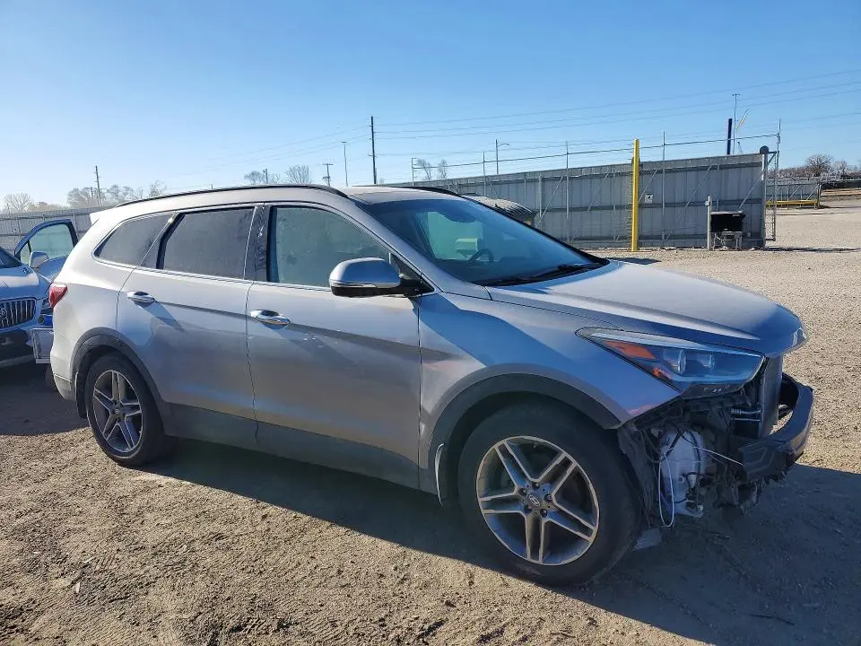 2017 HYUNDAI SANTA FE SE ULTIMATE  