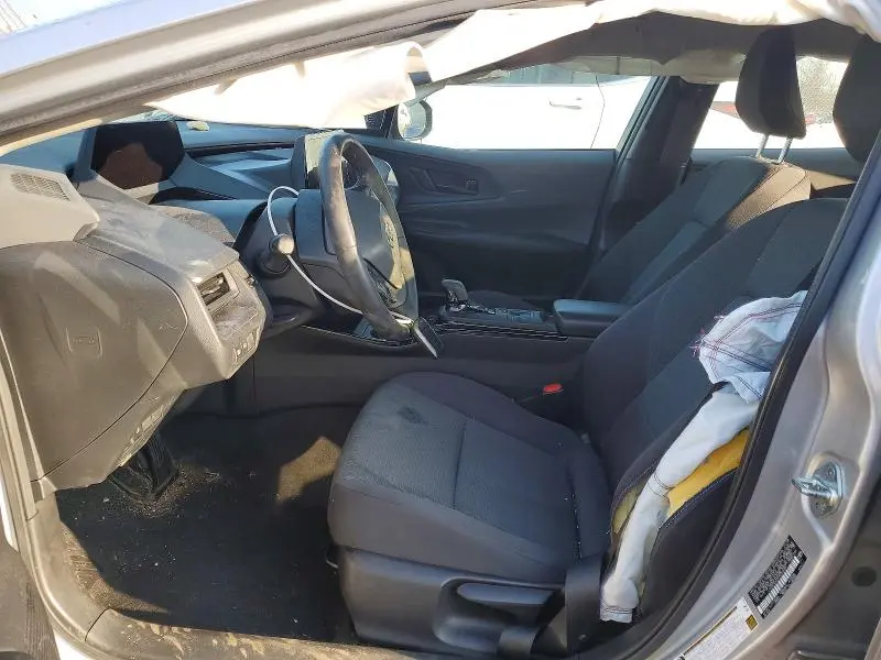 2023 TOYOTA PRIUS LE  