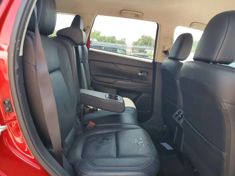 2020 MITSUBISHI OUTLANDER SE  