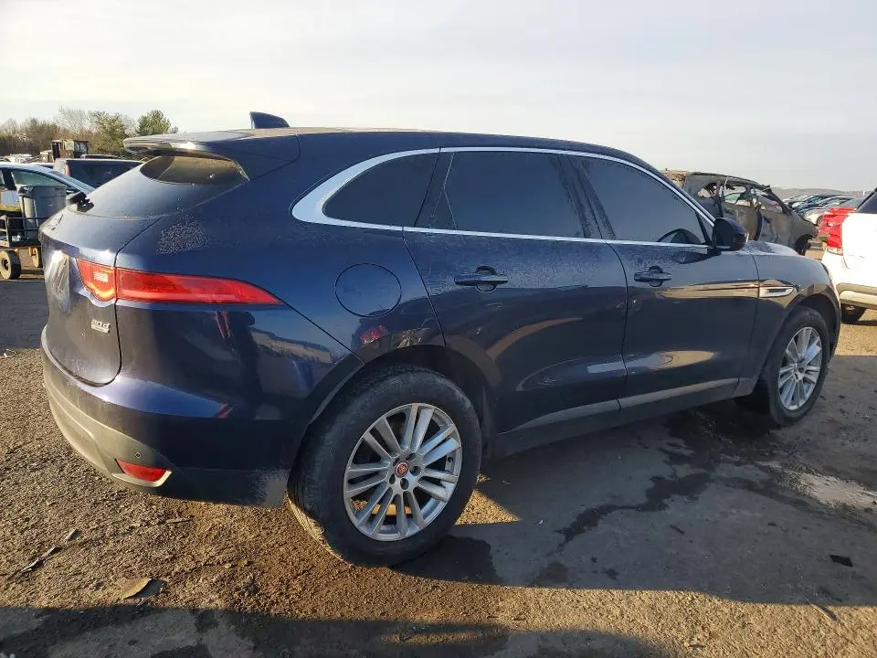 2017 JAGUAR F-PACE PRESTIGE  