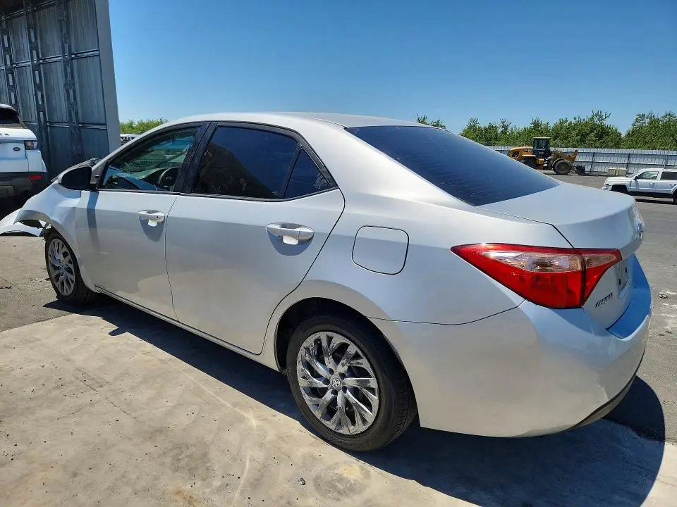 2018 TOYOTA COROLLA LE  