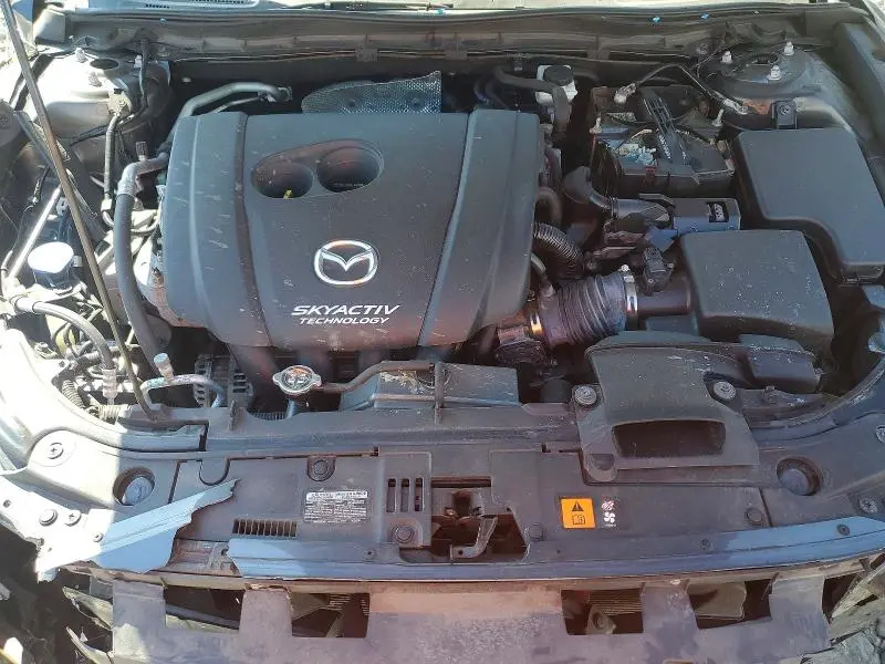 2018 MAZDA 3 TOURING  