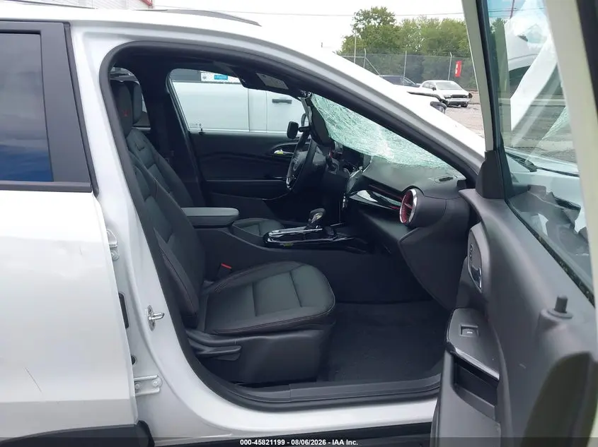 2025 CHEVROLET TRAX FWD 2RS
