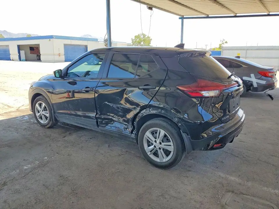 2024 NISSAN KICKS S  