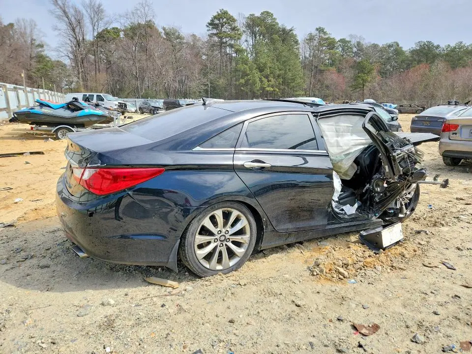 2011 HYUNDAI SONATA SE  