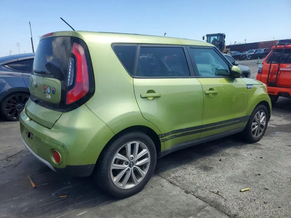 2018 KIA SOUL +  