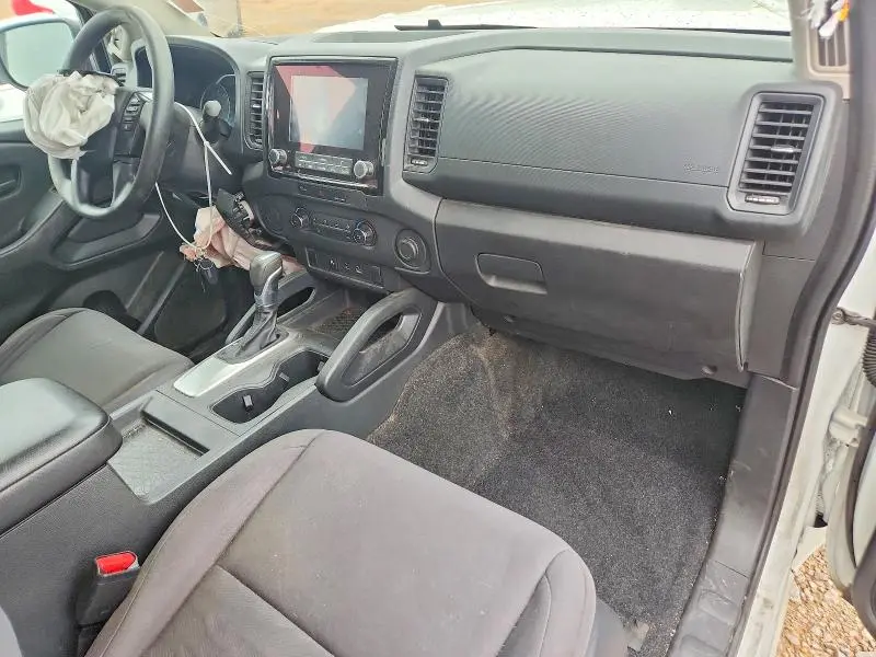 2023 NISSAN FRONTIER S  