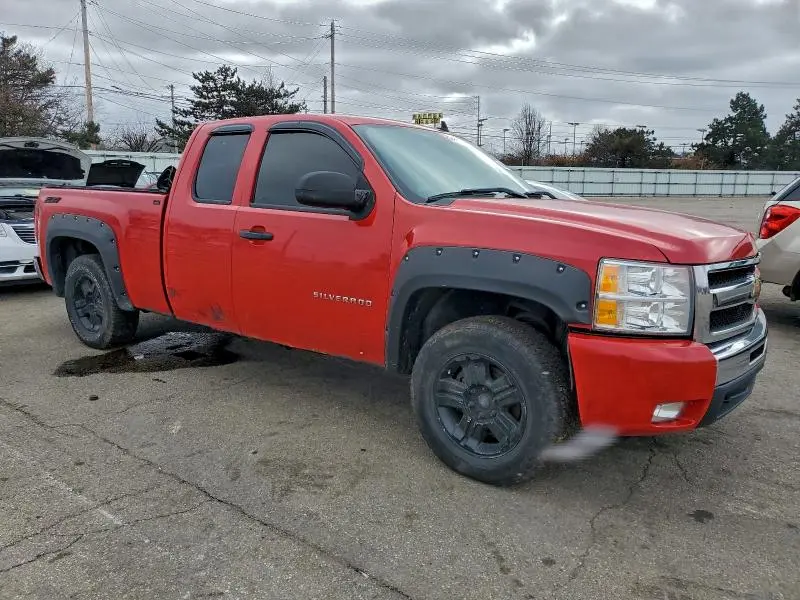 2011 CHEVROLET SILVERADO K1500 LT  