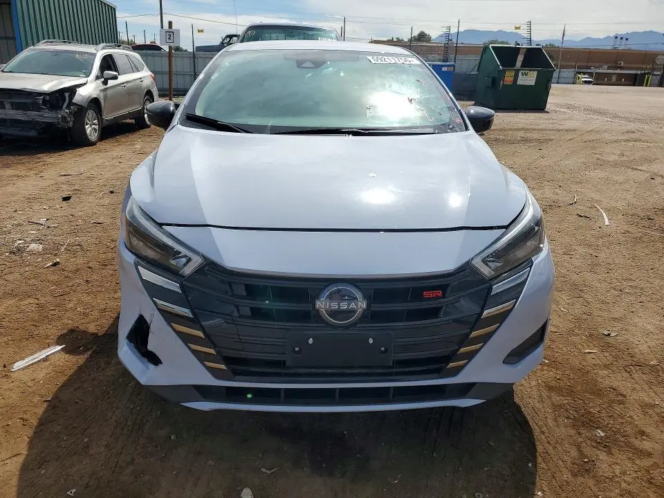 2024 NISSAN VERSA SR  