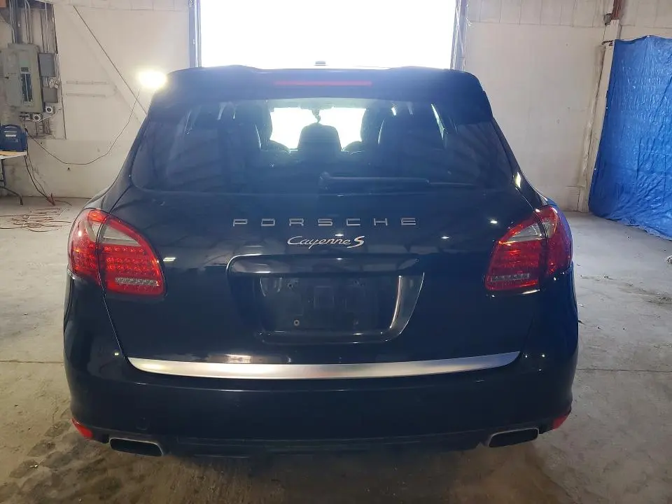 2012 PORSCHE CAYENNE S  
