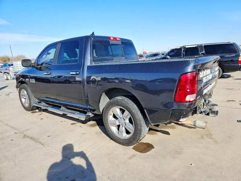 2017 RAM 1500 SLT  