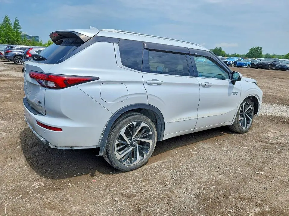 2024 MITSUBISHI OUTLANDER SEL  