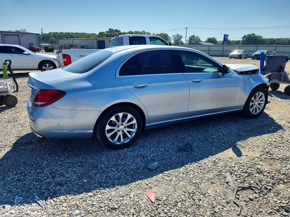 2017 MERCEDES-BENZ E 300 4MATIC  