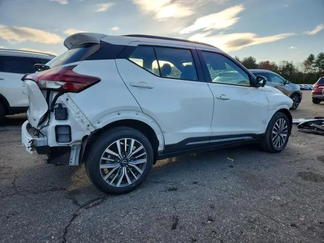 2024 NISSAN KICKS SR  