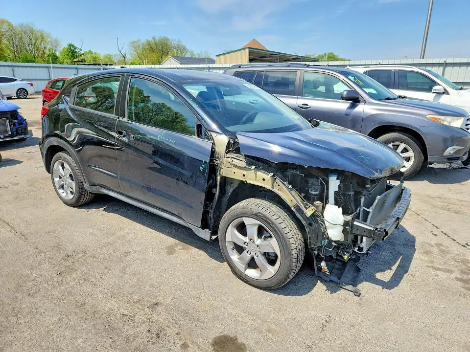 2018 HONDA HR-V LX  