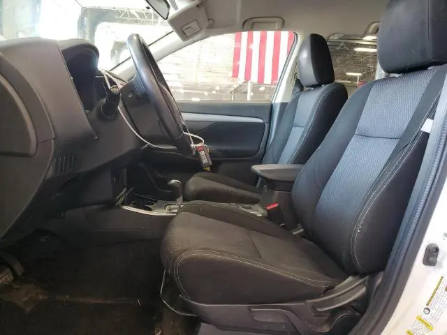 2018 MITSUBISHI OUTLANDER SE  