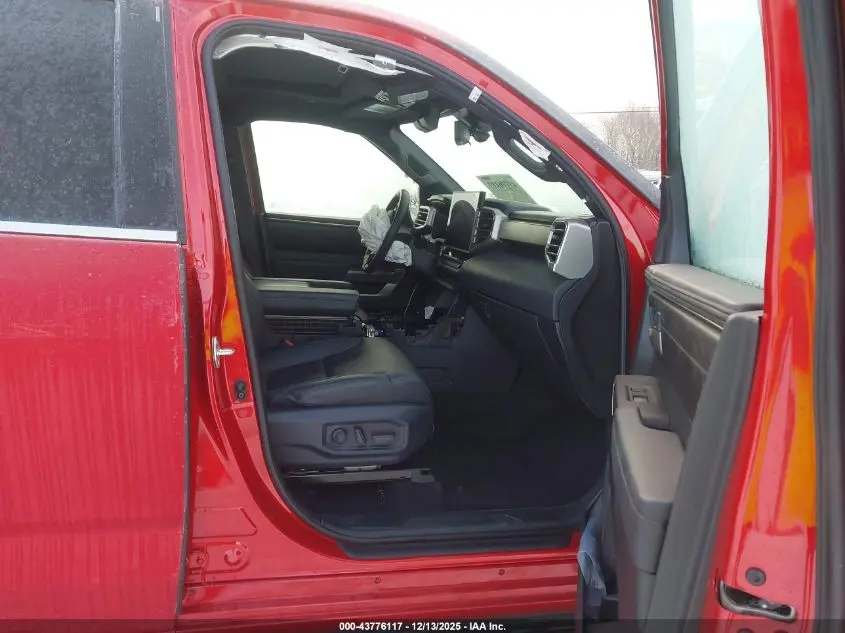 2025 TOYOTA SEQUOIA SR5