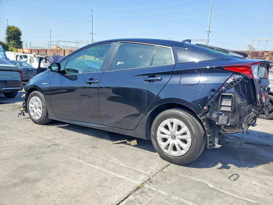2019 TOYOTA PRIUS LE  