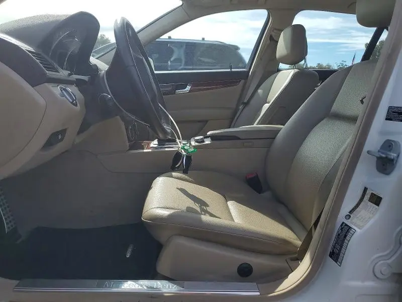 2010 MERCEDES-BENZ C 350  