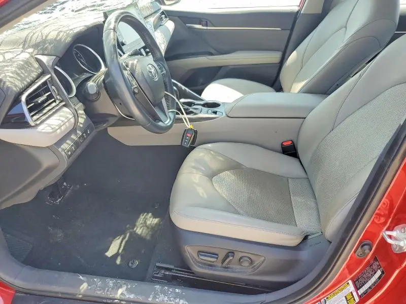 2023 TOYOTA CAMRY XLE  
