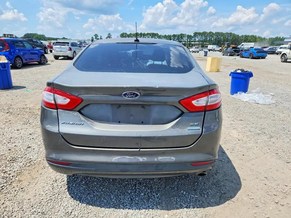 2016 FORD FUSION SE  
