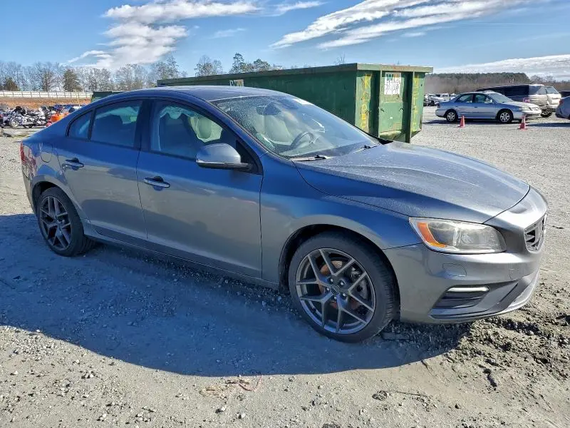 2018 VOLVO S60 DYNAMIC  