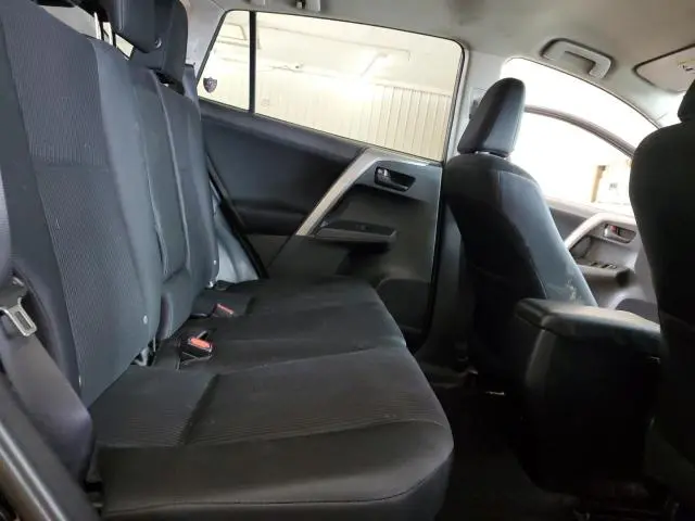 2016 TOYOTA RAV4 LE  