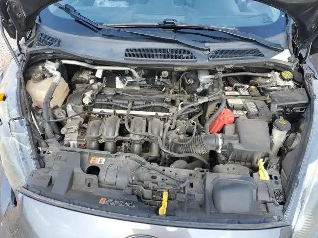 2016 FORD FIESTA SE  