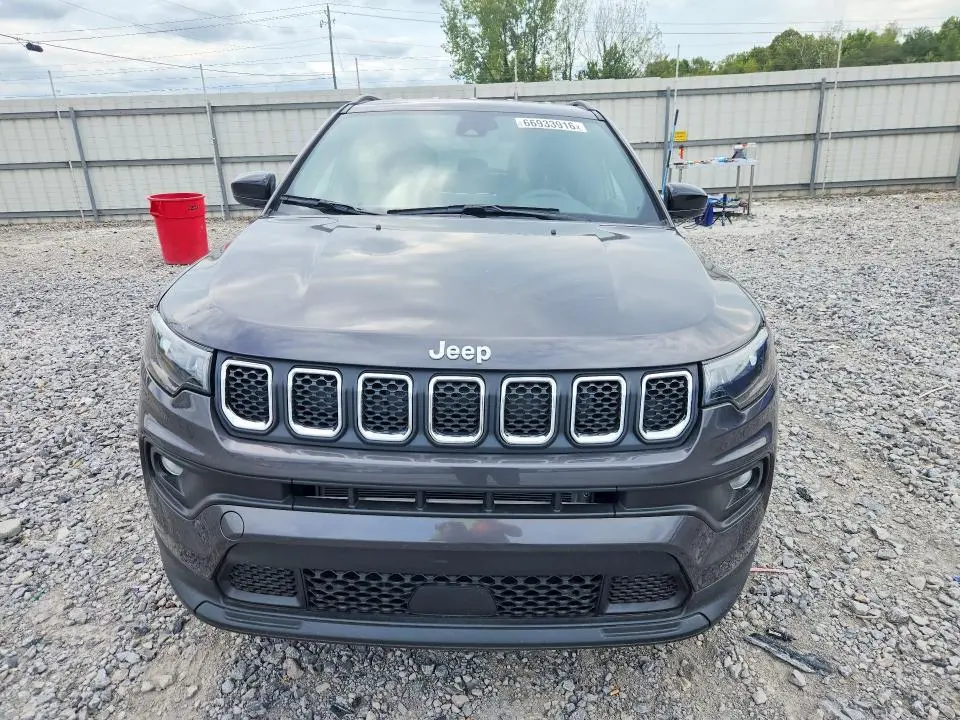 2023 JEEP COMPASS LATITUDE  