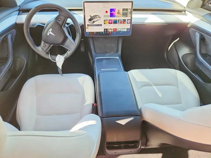 2021 TESLA MODEL 3   