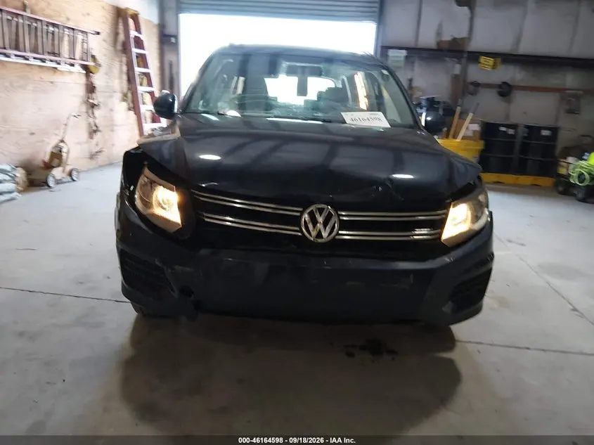 2015 VOLKSWAGEN TIGUAN S