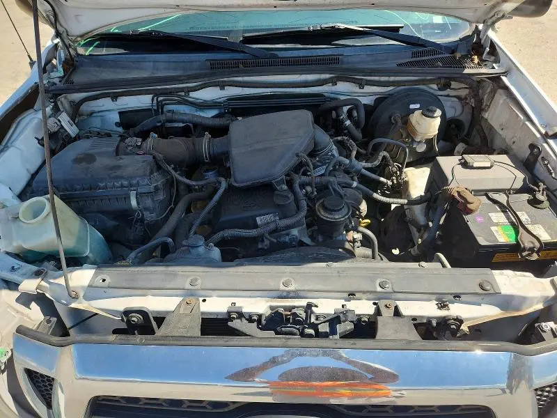 2011 TOYOTA TACOMA BASE  