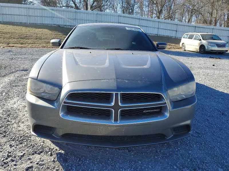 2012 DODGE CHARGER SE  