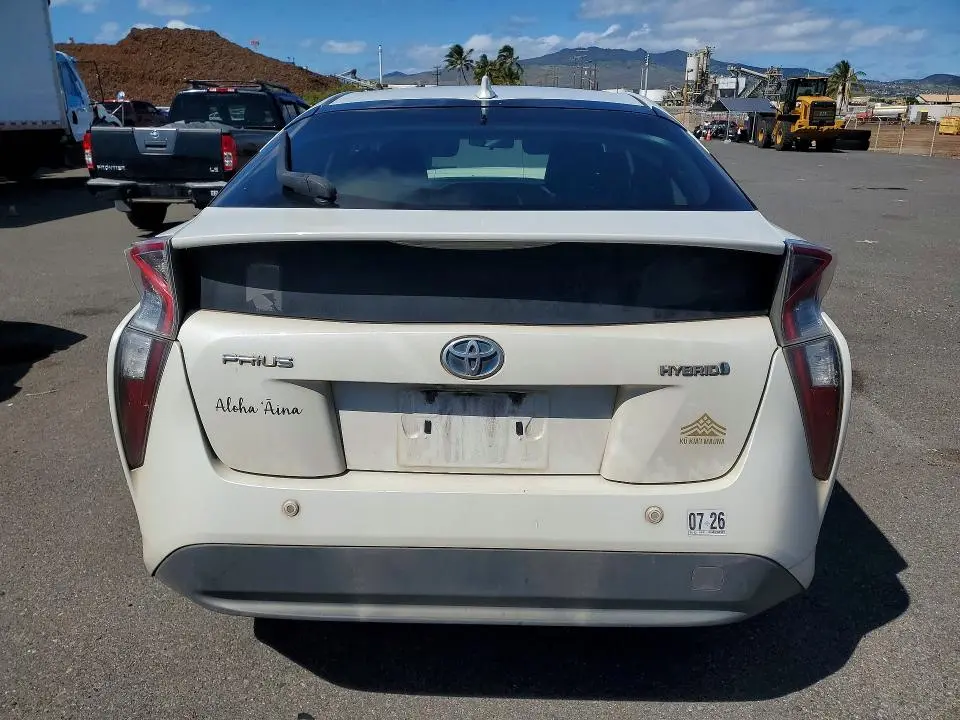 2016 TOYOTA PRIUS   