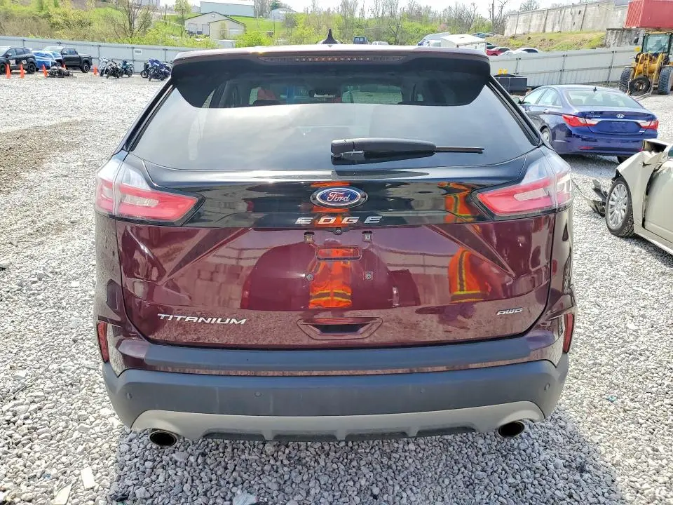 2022 FORD EDGE TITANIUM  