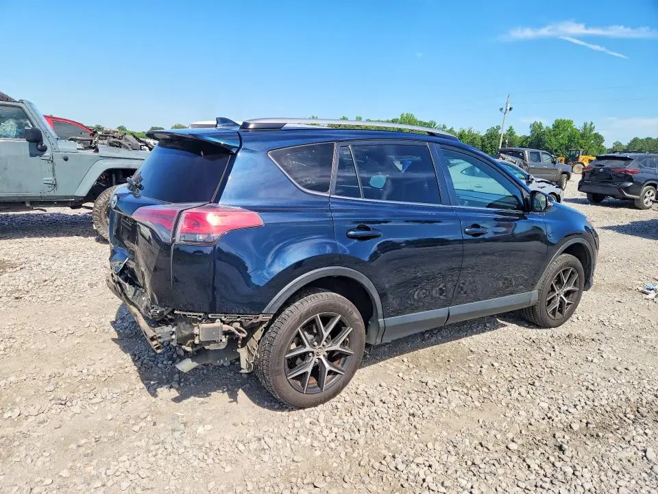2018 TOYOTA RAV4 SE  