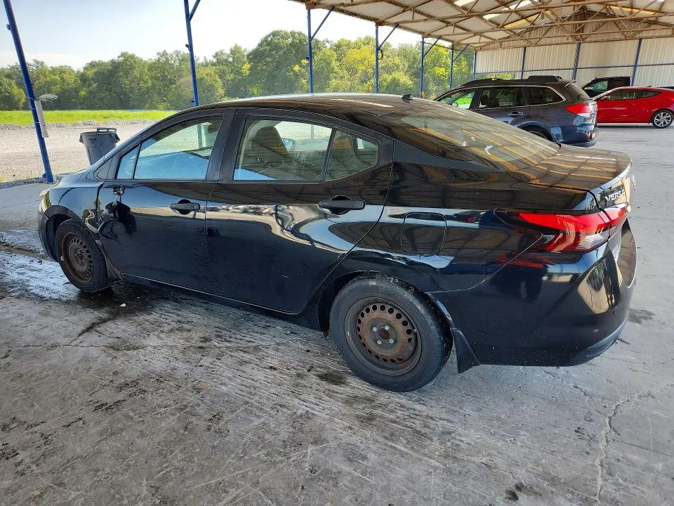 2021 NISSAN VERSA S  