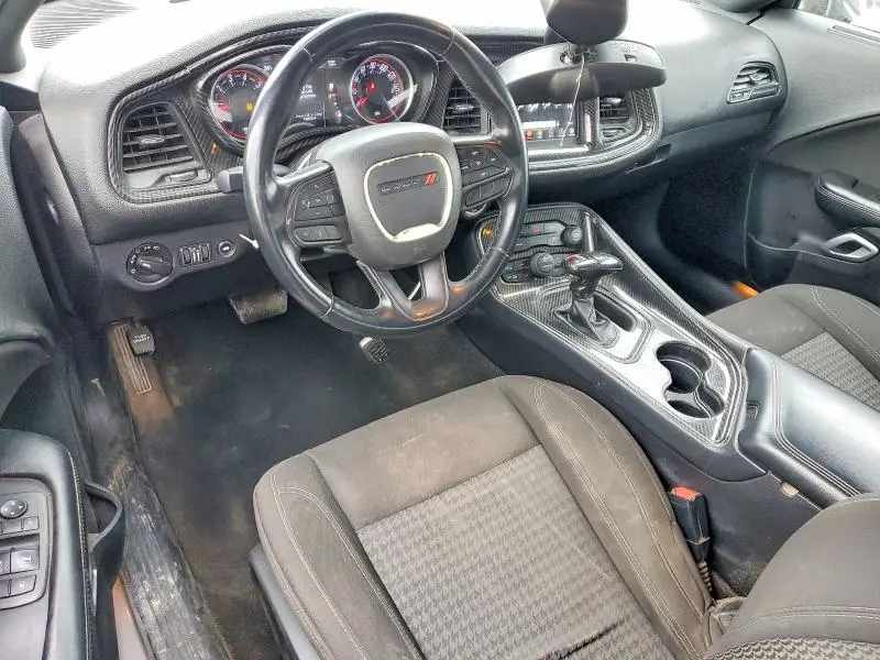 2021 DODGE CHALLENGER SXT  