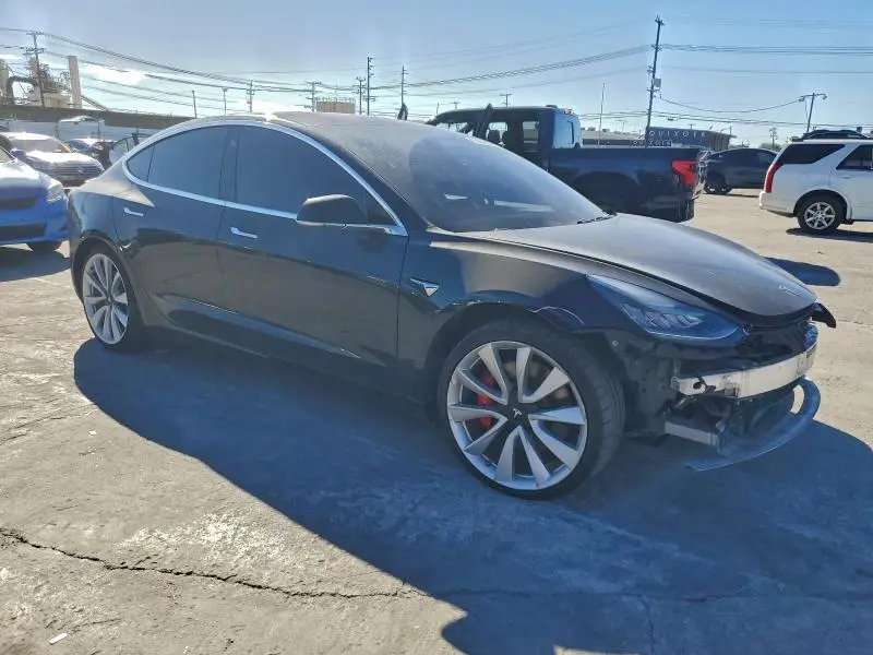 2018 TESLA MODEL 3   