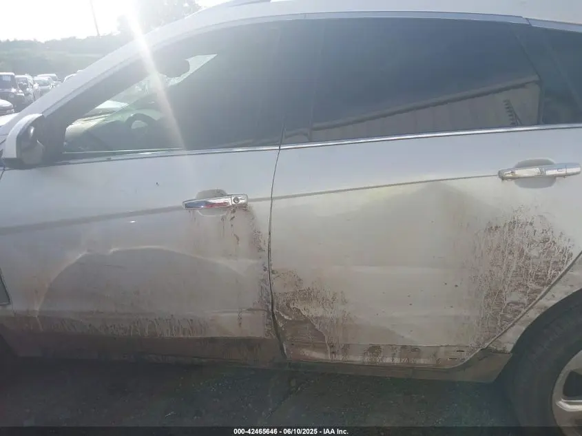 2013 CADILLAC SRX PERFORMANCE COLLECTION