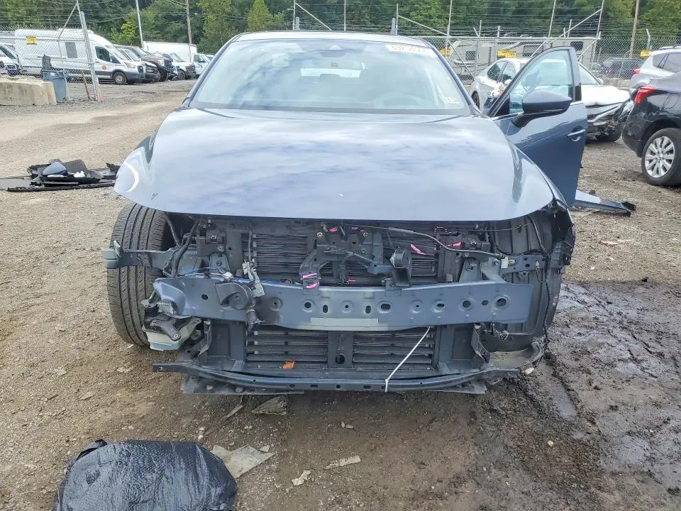 2023 MAZDA 3 PREMIUM  