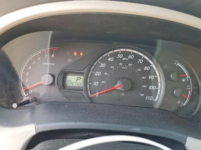 2012 TOYOTA SIENNA LE 8-PASSENGER  