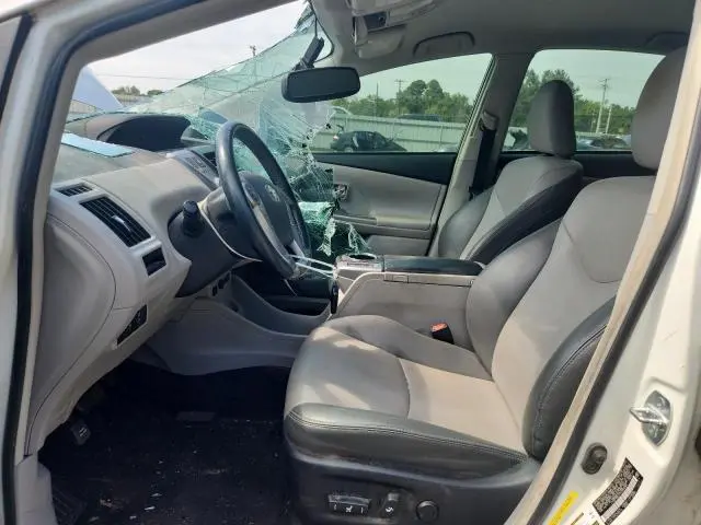 2017 TOYOTA PRIUS V   
